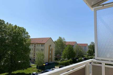 Wohnung zum Mieten in Borna 342,00 € 56.96 m²