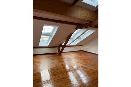 +++ Kleine Loft in alter Stadtvilla +++ - Wilhelmshaven