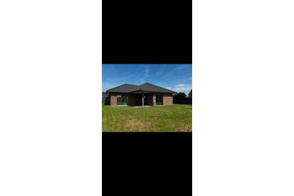 Bungalow zu vermieten - 1.500,00&nbsp;EUR Kaltmiete, ca.&nbsp; 140,00&nbsp;m&sup2; in Neuenkirchen (PLZ: 27251)