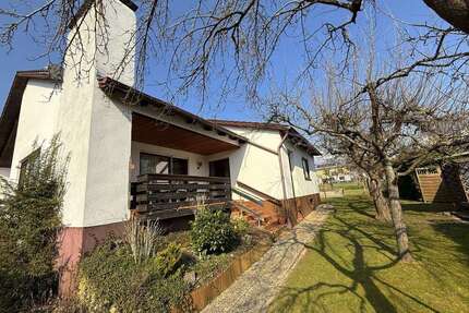 Haus zum Kaufen in Osterhofen 345.000,00 € 150.32 m²