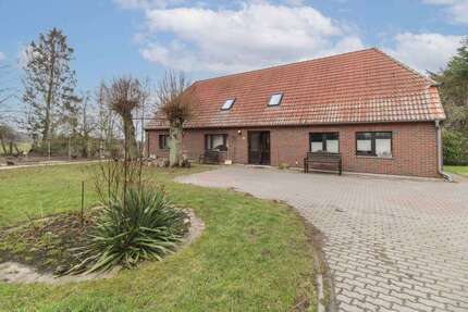 Haus zum Kaufen in Süderholz 275.000,00 € 226.2 m²