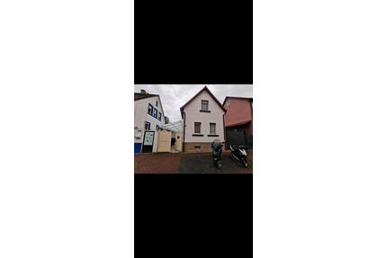 Haus zu verkaufen - 285.000,00&nbsp;EUR Kaufpreis, ca.&nbsp; 65,00&nbsp;m&sup2; in Ludwigshafen am Rhein (PLZ: 67063) Ludwigshafen-Hemshof