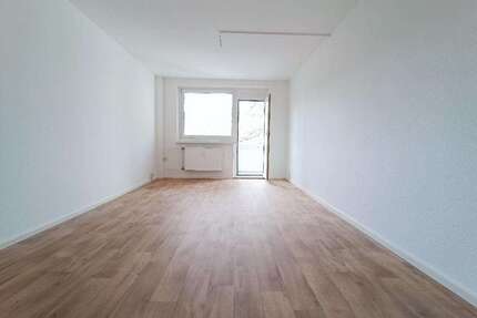 Wohnung zum Mieten in Bernburg 562,96 € 70.37 m²