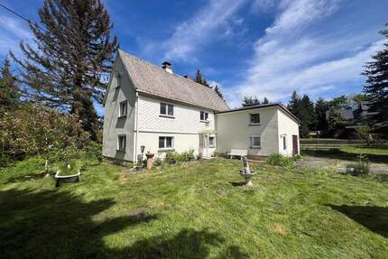 Teilsaniertes Haus mit Potenzial - Idyllisch gelegen in Klingenberg-Colmnitz - Dorfhain / Klingenberg