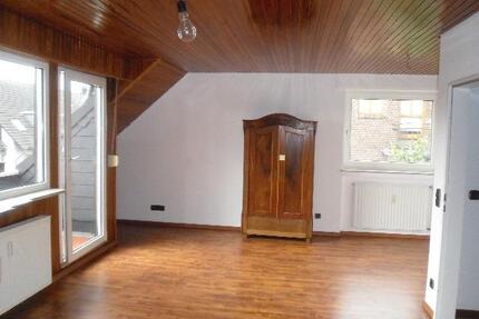 Frechen: Wunderschöne helle große 3 Zi-Maisonette mit Balkon in Ruhelage - trotzdem absolut zentral!