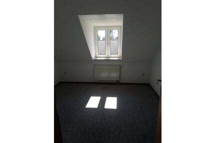 Schöne 3-Raum Wohnung in ruhigem 4-Parteienhaus - Zossen