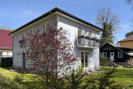 Haus zum Kaufen in Falkensee Finkenkrug 979.000,00 € 191 m² - Falkensee / Finkenkrug