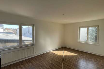 Wohnung zum Mieten in Wiesbaden Erbenheim 560,00 € 60 m² - Wiesbaden / Erbenheim