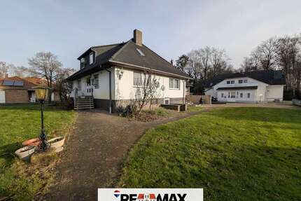 Haus zum Kaufen in Adelheidsdorf 870.000,00 € 717 m²