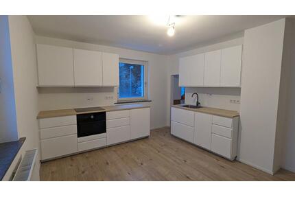 eigener Garten | Stellplatz | großer Keller - Ebermannstadt