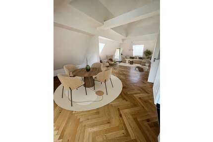 Wohnung zum Mieten in Duisburg 1.750,00 € 126 m²