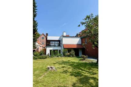 Haus zum Kaufen in Lüneburg 875.000,00 € 215.28 m²