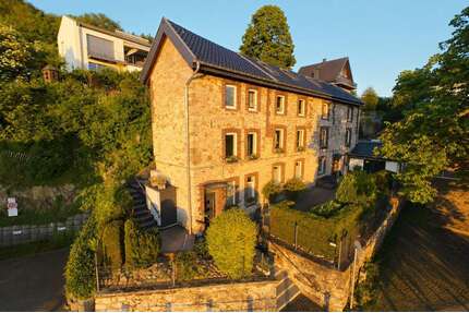 Haus zum Kaufen in Stolberg (Rheinland) 499.000,00 € 227 m²