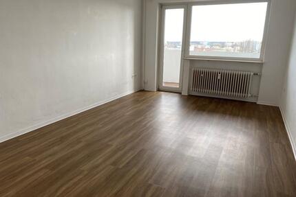 Sanierte 2-Zimmerwohnung mit Balkon - Offenbach am Main Buchrain