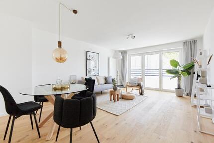 Eine Wohnung der Extraklasse direkt am Bismarckplatz! - Krefeld Hülser Berg