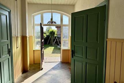 Haus zum Kaufen in Dargun 125.000,00 € 419 m²