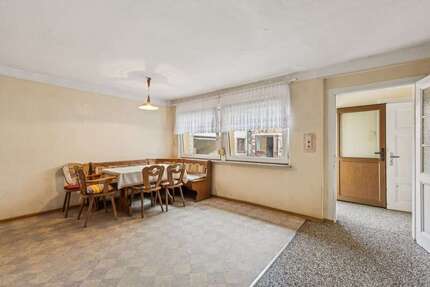 Haus zum Kaufen in Laubach 269.000,00 € 169.52 m²