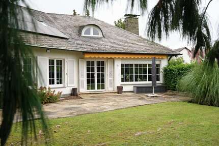 Haus zum Kaufen in Rüdesheim am Rhein 1.790.000,00 € 390 m²