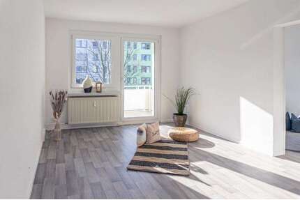 Wohnung zum Mieten in Chemnitz 404,00 € 71.32 m²