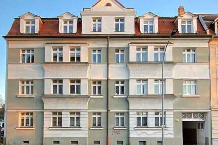 Bezugsfreie 4-Zimmerwohnung mit Stellplatz in Markkleeberg West