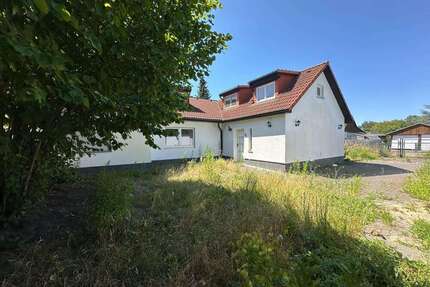 Haus zum Kaufen in Berlin Staaken 599.000,00 € 125 m² - Berlin / Staaken