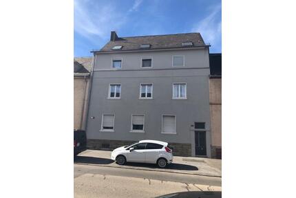 Schöne 4 Zimmer Wohnung mit Balkon - Trier West-Pallien