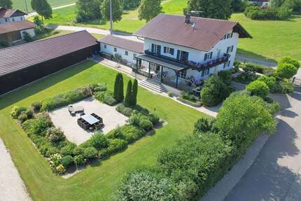 Haus zum Kaufen in Gangkofen 3.500.000,00 € 306 m²