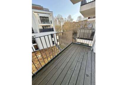 Wohnung zum Mieten in Berlin 669,26 € 28.12 m²