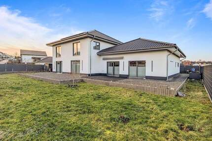 Exquisites Zweifamilienhaus in Bestlage von Frankenberg - Frankenberg (Eder)