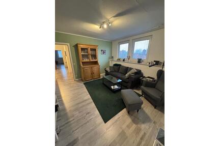 Helle 3-Zimmer 63 m² im OG – große Gaube, EBK, Stellplatz - Lauenhagen