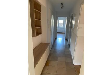 90 qm Wohnung in Landscheid - 630,00&nbsp;EUR Kaltmiete, ca.&nbsp; 90,00&nbsp;m&sup2; in Landscheid (PLZ: 54526)