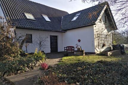Haus in grüner Oase, Alleinlage, 15 km vom Zentrum Bielefeld