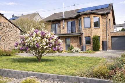 Haus zum Kaufen in Saffig 549.000,00 € 162 m²