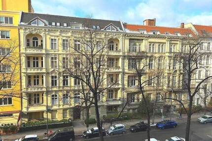 Sanierte City-Wohnung in begehrter Wohnlage nahe Steinplatz – mit separatem Tiefgaragenstellplatz bei Bedarf - Berlin Charlottenburg