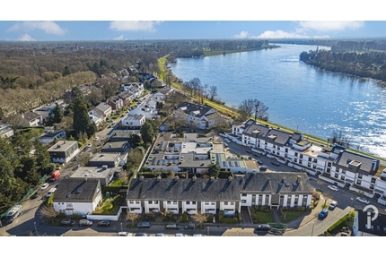Charmantes Split-Level-Reihenendhaus in unmittelbarer Rheinnähe im Herzen von Düsseldorf-Benrath
