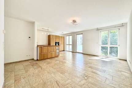 Wohnung zum Kaufen in Esslingen am Neckar 355.000,00 € 62.31 m²