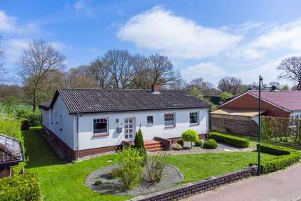 Haus zum Kaufen in Lohe-Föhrden 198.000,00 € 160 m²