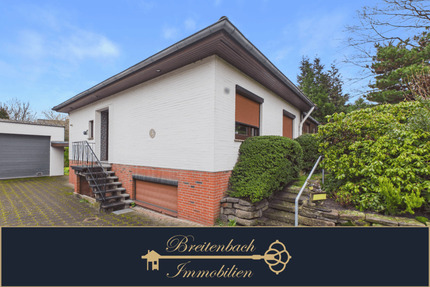 Achim . Ein Zuhause mit besonderem Highlight, Einfamilienhaus mit Wintergarten, Kamin & Indoor Pool