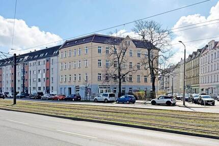 MFH in Berlin mit Faktor 25 - weiteres Ausbaupotential im Dachgeschoss zusätzlich möglich!