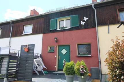 Tolles Reihenmittelhaus mit Terrasse und Carport in zentraler Lage - Zwickau Schedewitz