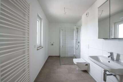 Wohnung zum Mieten in Nürnberg 1.015,92 € 54.34 m²