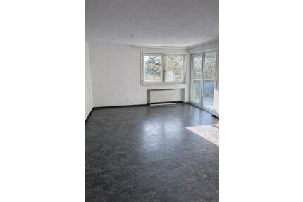 Helle 3,5-Zimmer Wohnung inkl. Tiefgaragenstellplatz und Balkon - Waiblingen Beinstein