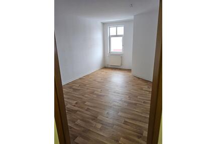 Großzügige 2-Zimmer-Wohnung in Dingelstädt – separate Küche, Wannenbad