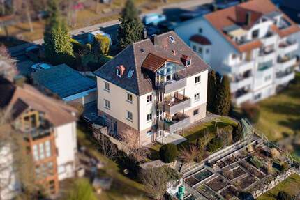 Außergewöhnliche 3,5 Zimmer Wohnung mit Aussicht - Böblingen