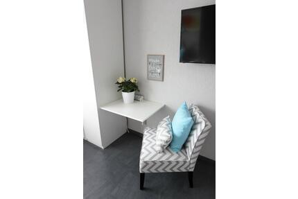 Miniapartment voll möbliert mit eigener Küche und eigenem Bad - Karlsruhe Knielingen