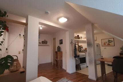 Unverwechselbar und ruhig ! 1-Zimmer Wohnung mit Balkon in Jena-West