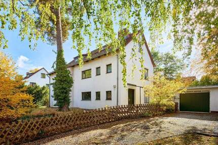 Klassisches Westender Einfamilienhaus mit großem Garten, Wintergarten und Garage - Berlin