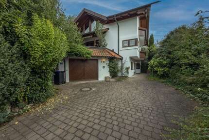 Haus zum Kaufen in Chieming 1.350.000,00 € 180 m²