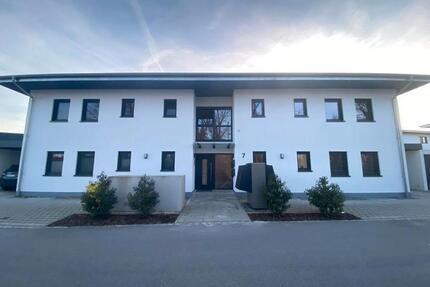 Exklusive 4-Zimmer-Maisonettewohnung mit großer Terrasse & Garten - Burgkirchen an der Alz