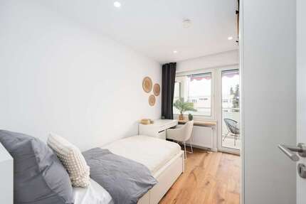WG-Zimmer in Germering 625,00 € 11 m²